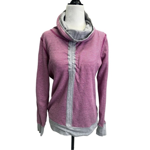 Lululemon In a Cinch Long Sleeve Grey Reversible Pullover Top Size S - Picture 9 of 12